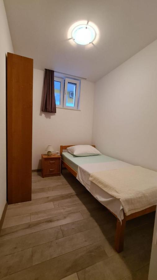 Apartments Pavlinovic Kaštela Eksteriør bilde