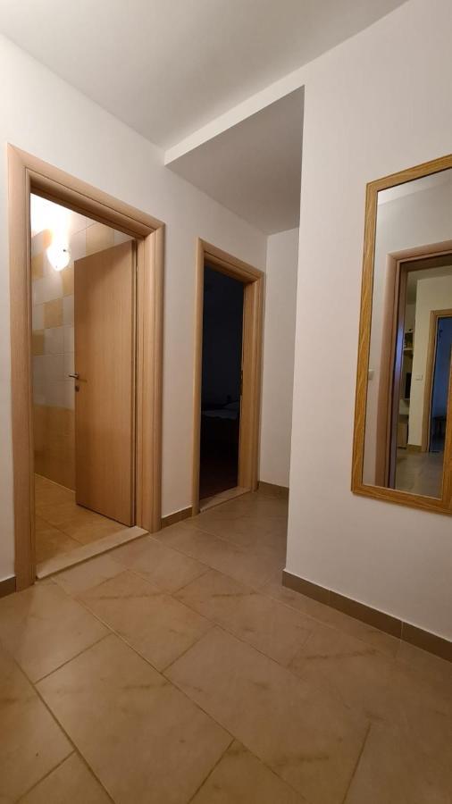 Apartments Pavlinovic Kaštela Eksteriør bilde