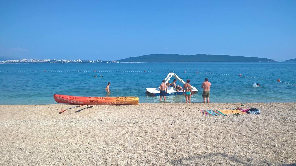 Apartments Pavlinovic Kaštela Eksteriør bilde